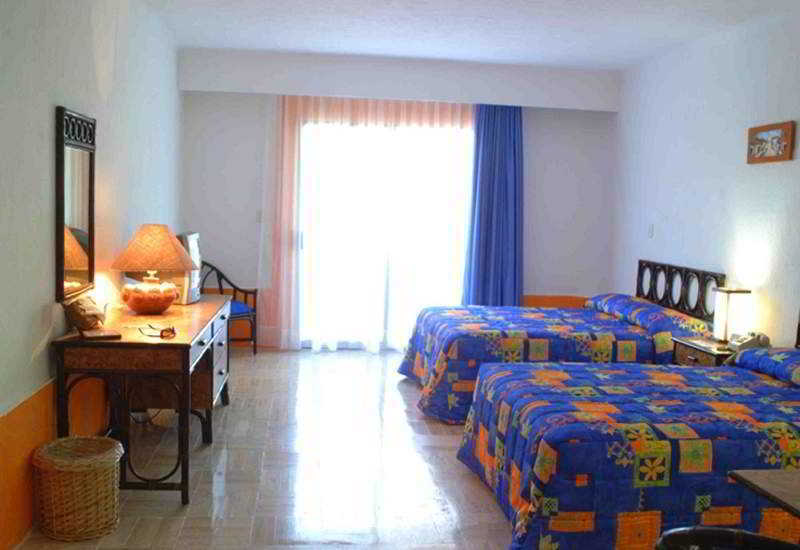 El Pueblito Beach Hotel Cancún Exterior foto